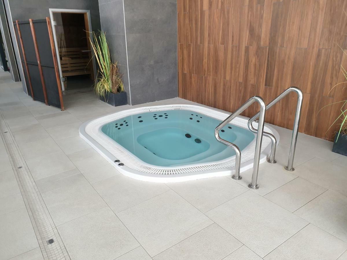 科沃布热格Apartament Z Basenem Laura Polanki Park公寓 外观 照片